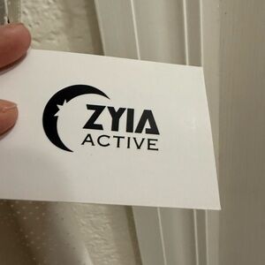 ZYIA White Chill Tank Label